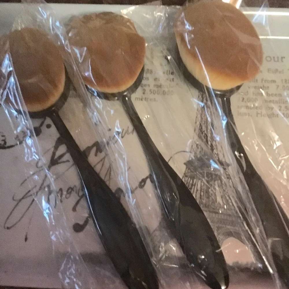 ✅ Best foundation brush ever invented 3rd restock